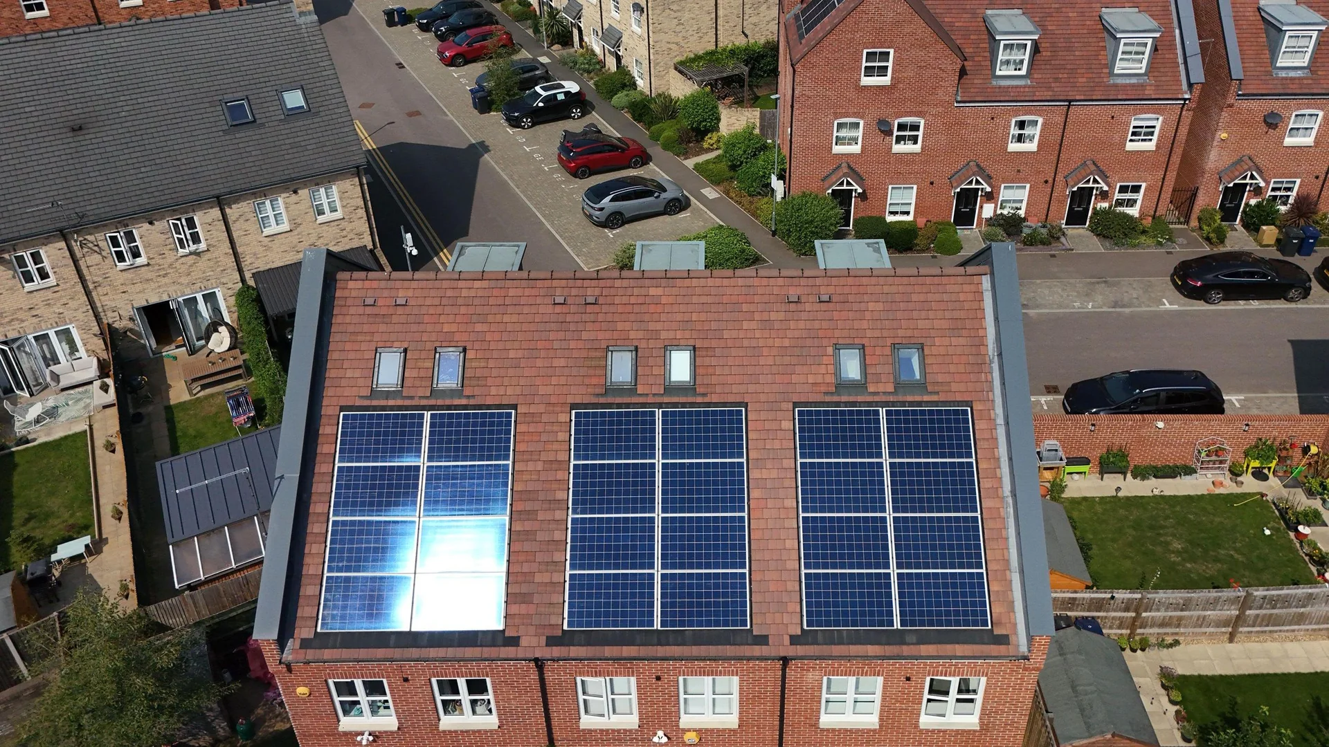 Heat Pump Installers, Solar Panel Fitters & More: Finding Green Tradespeople Near You
